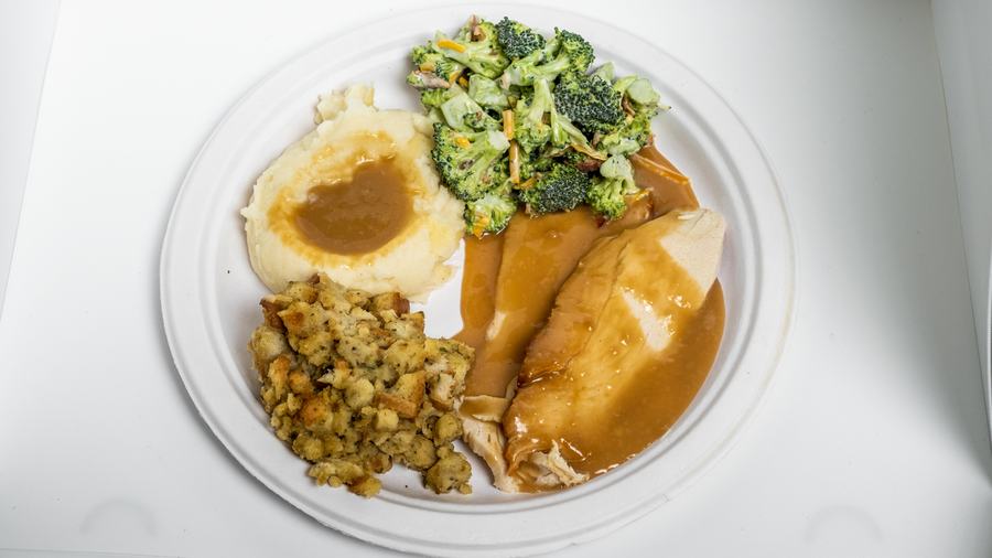 Roasted turkey breast plate